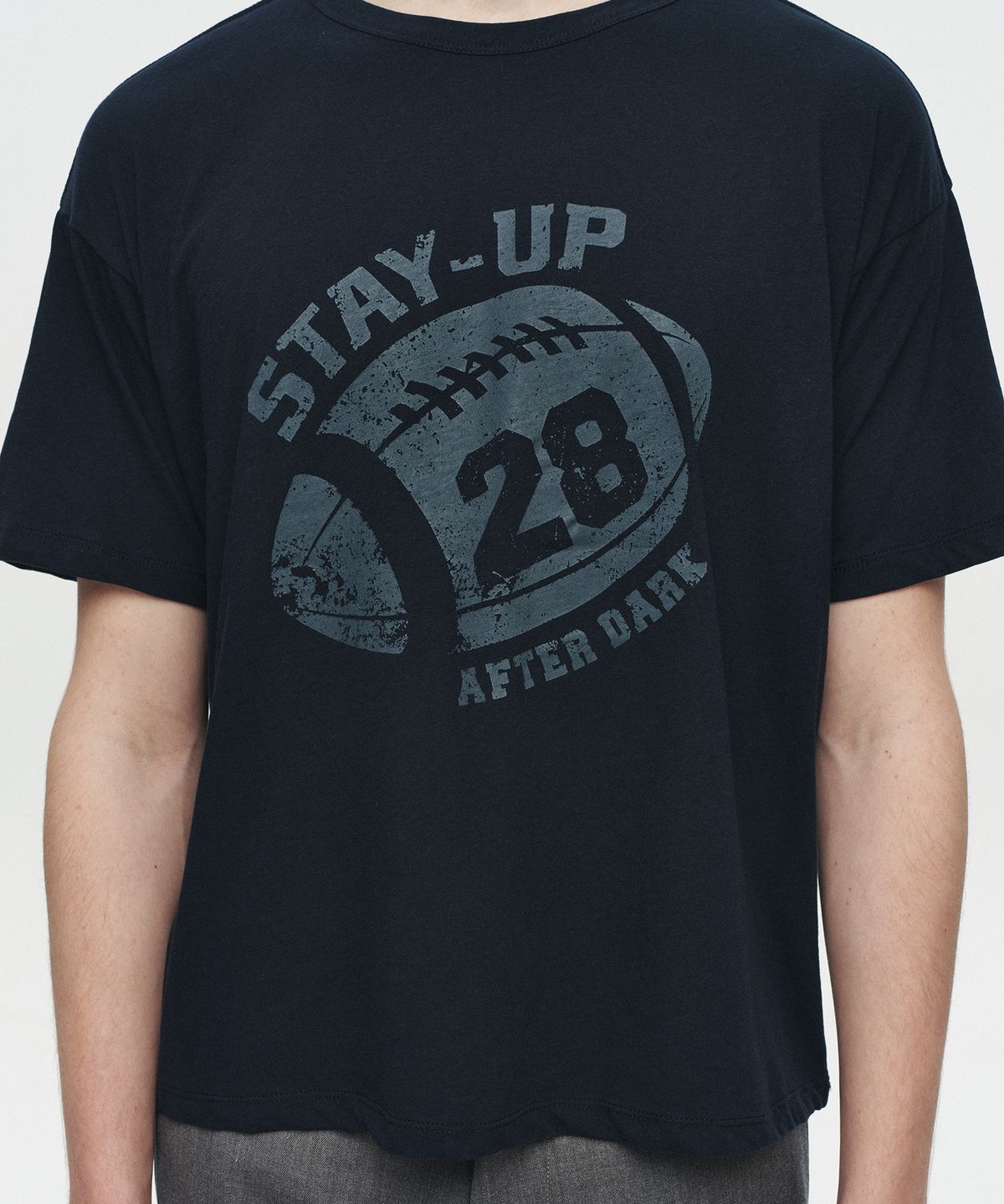 호이테(HEUTE) STAY-UP SHEARED T-SHIRT (NAVY)