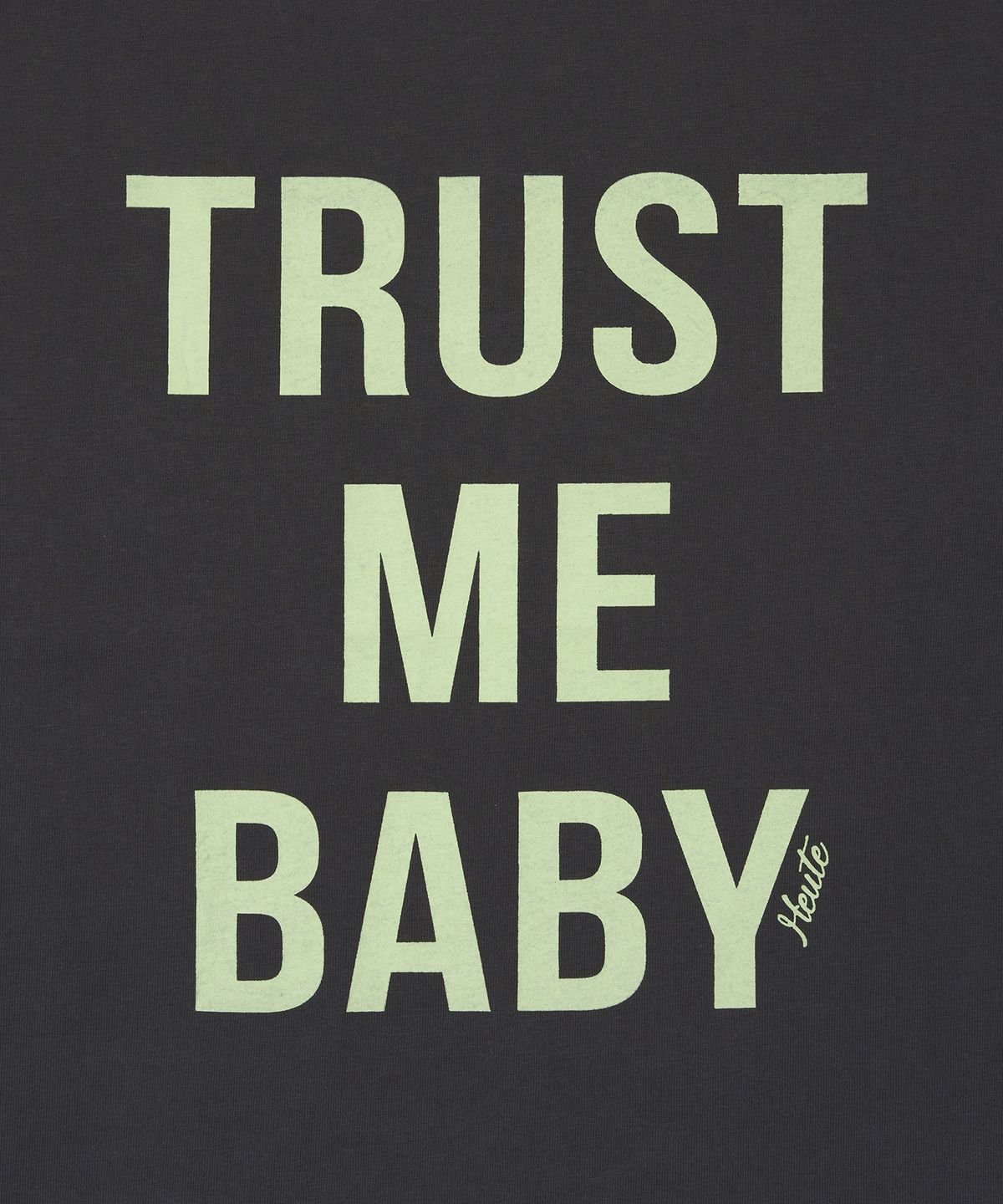 호이테(HEUTE) DON’T BE SHY T-SHIRT (DARK GREY)