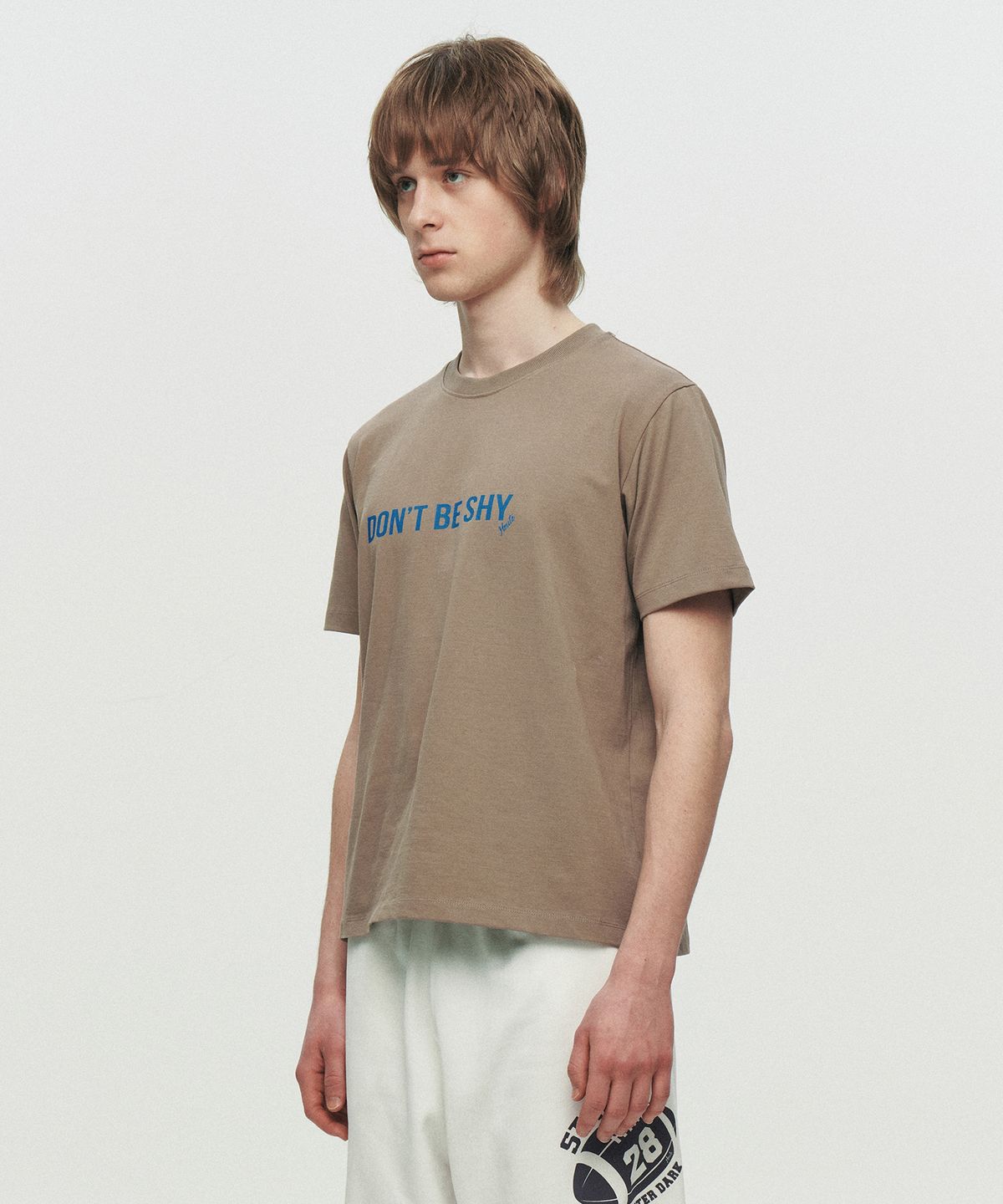 호이테(HEUTE) DON’T BE SHY T-SHIRT (BROWN)