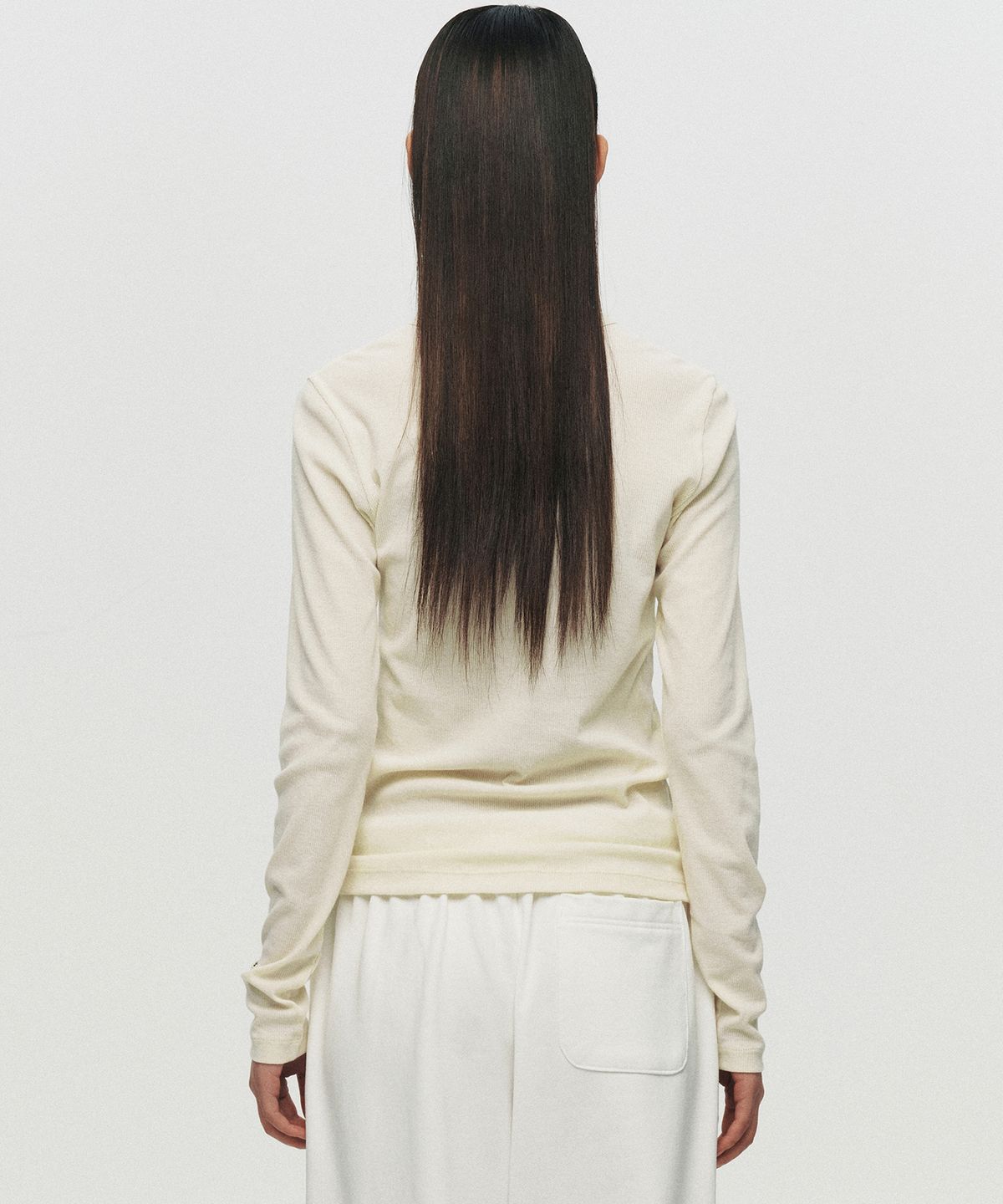 호이테(HEUTE) RIB SHEER HENLEY NECK T-SHIRT (IVORY)