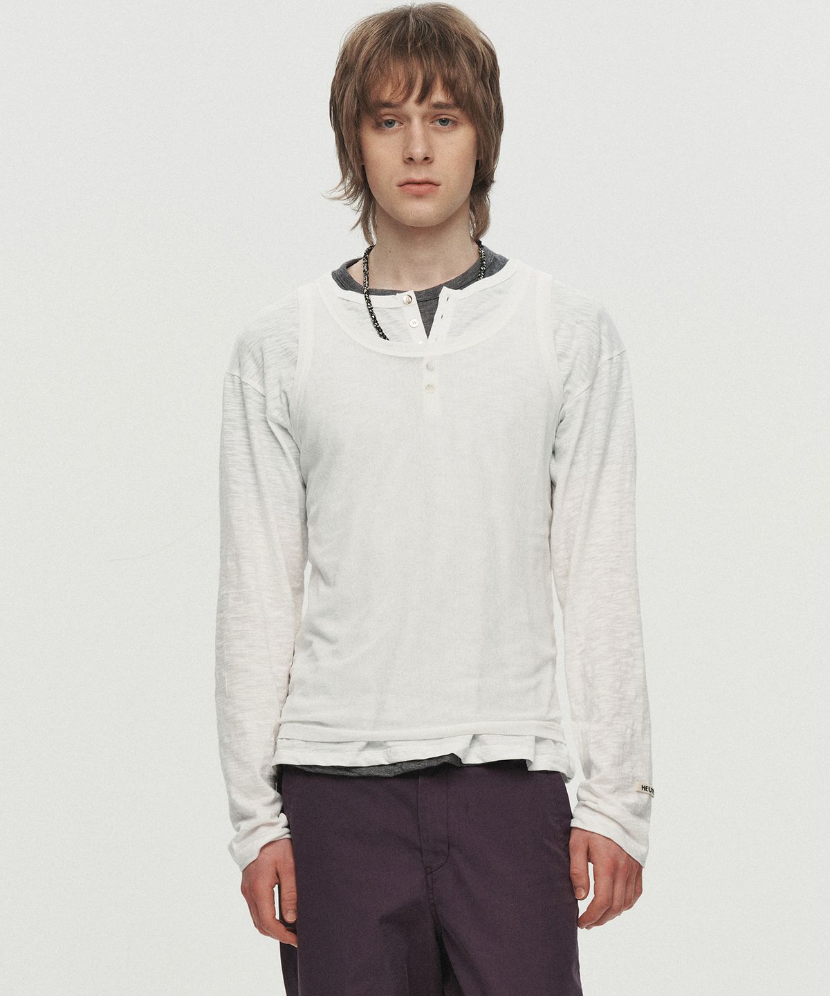 호이테(HEUTE) BASE SLUB HENLEY NECK T-SHIRT (WHITE)