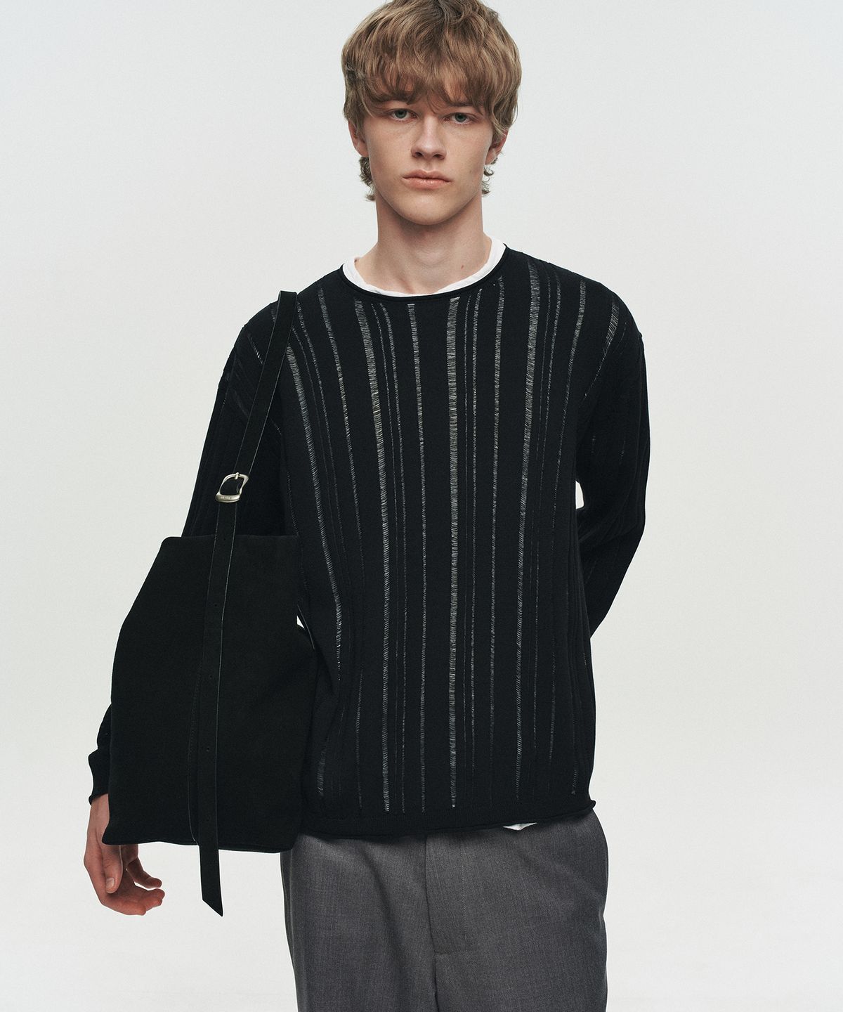호이테(HEUTE) SHEER STRIPE KNIT (BLACK)