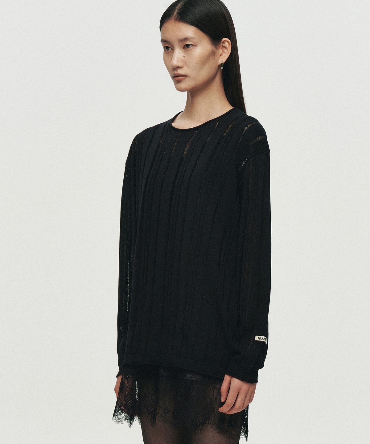 호이테(HEUTE) SHEER STRIPE KNIT (BLACK)