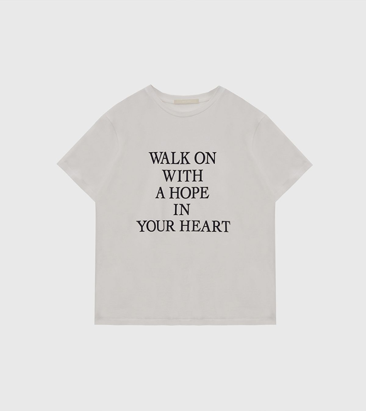 퀸스래빗(Q'SRB) Walk On Fluffy Printing Cotton Half Sleeve T-shirt
