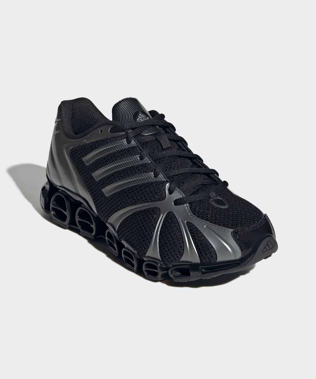 아디다스(ADIDAS) 메가 고스트라이드 - 블랙:아이언메탈릭 / JQ0553
