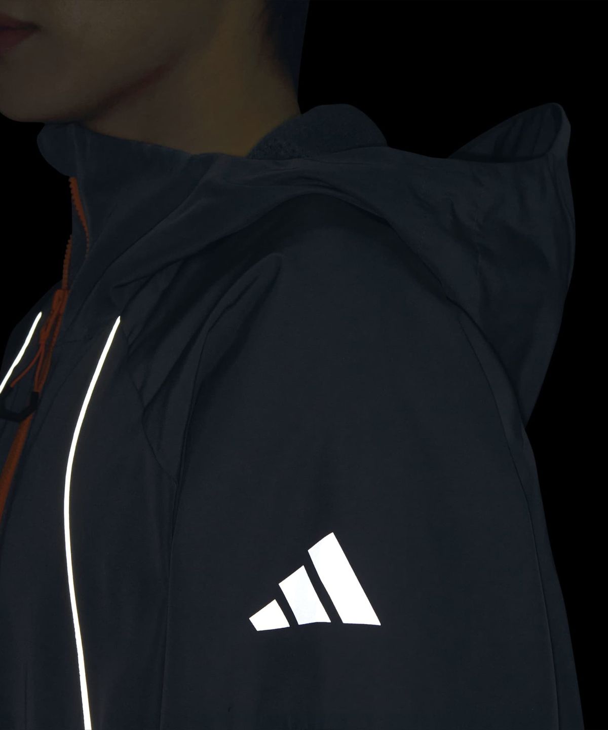 아디다스(ADIDAS) 테렉스 엑스플로릭 윈드 리지스턴트 트렌지션 재킷 - 블루 / KD4384