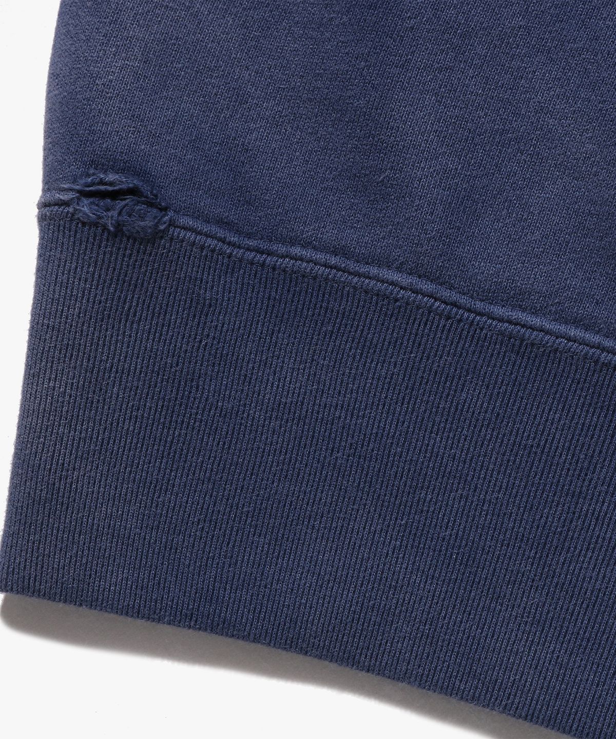 베이프(BAPE) 디스트로이 워시드 이펙트 릴렉스트 핏 크루넥 스웨트셔츠(M) NAVY