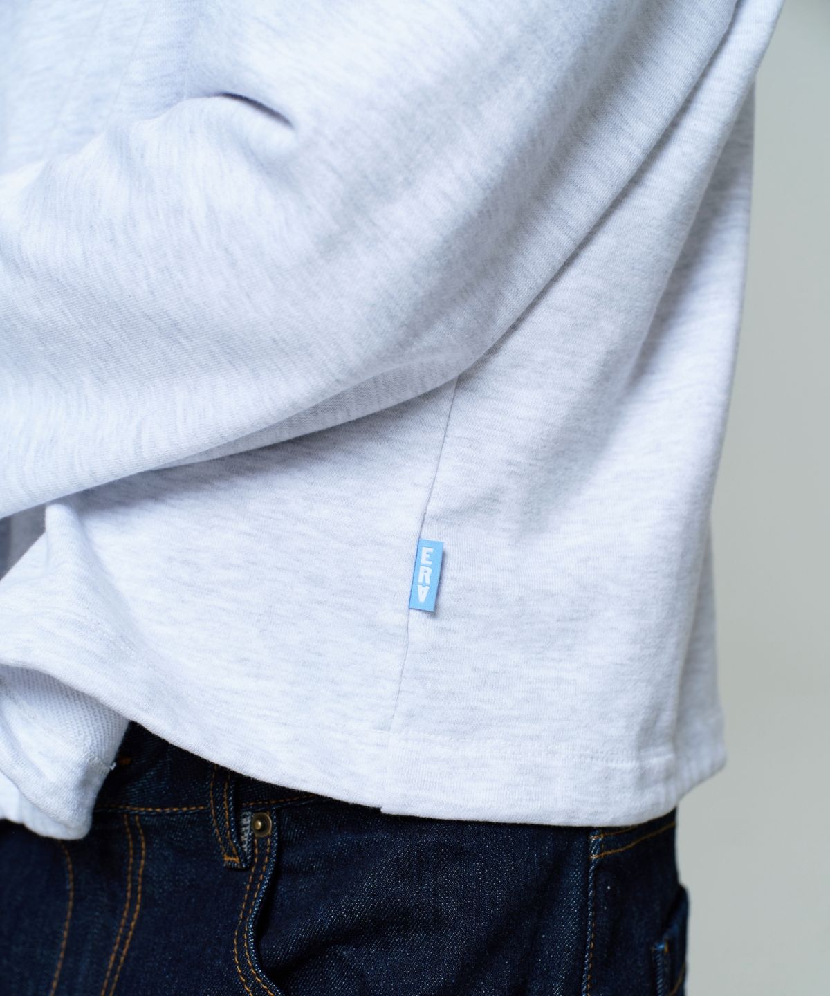 이알에이(ERA) UNISEX CROPPED STRING HOODIE - HEATHER GRAY