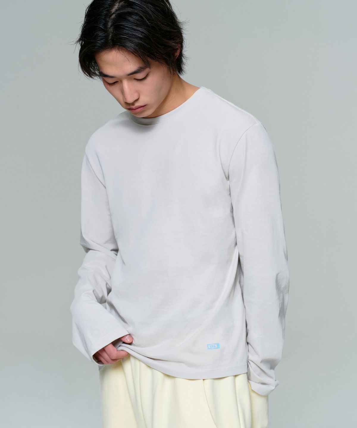 이알에이(ERA) MEN ERA ESSENTIAL LS T - LIGHT GRAY