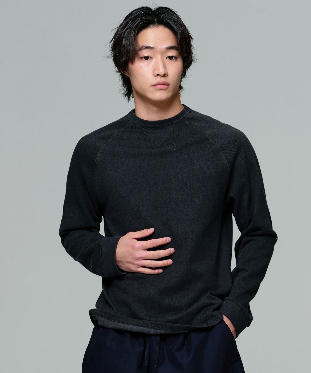 이알에이(ERA) UNISEX GARMENT DYED RAGLAN LS T - VINTAGE BLACK