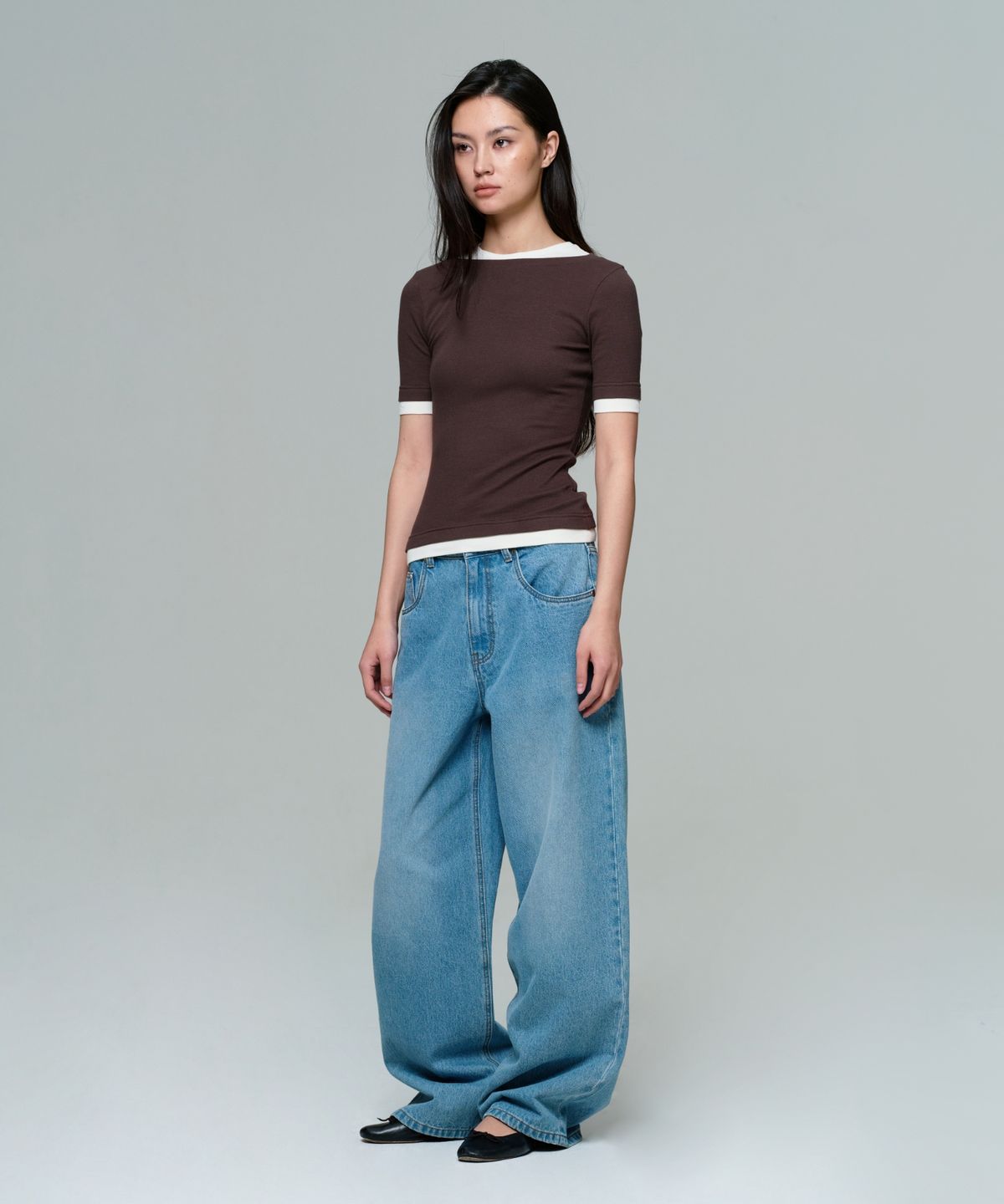 이알에이(ERA) WOMEN BOAT NECK DOUBLE LAYER SLIM RIB T - TOASTED CREAM