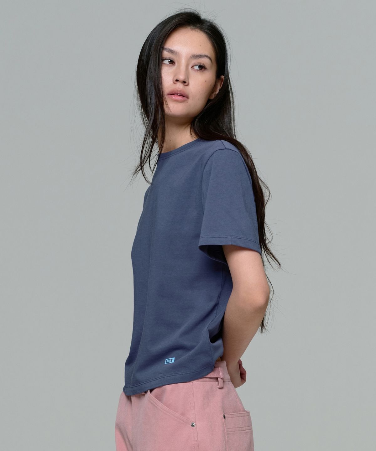 이알에이(ERA) WOMEN ERA ESSENTIAL T - WASHED NAVY