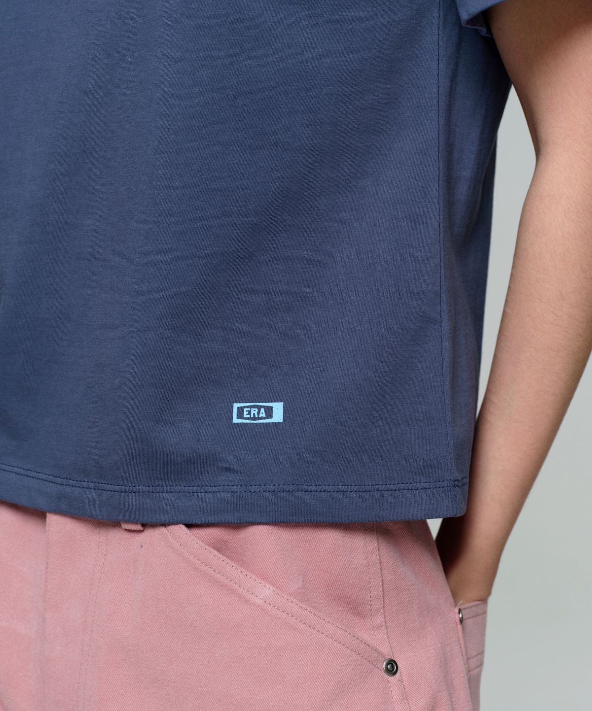 이알에이(ERA) WOMEN ERA ESSENTIAL T - WASHED NAVY