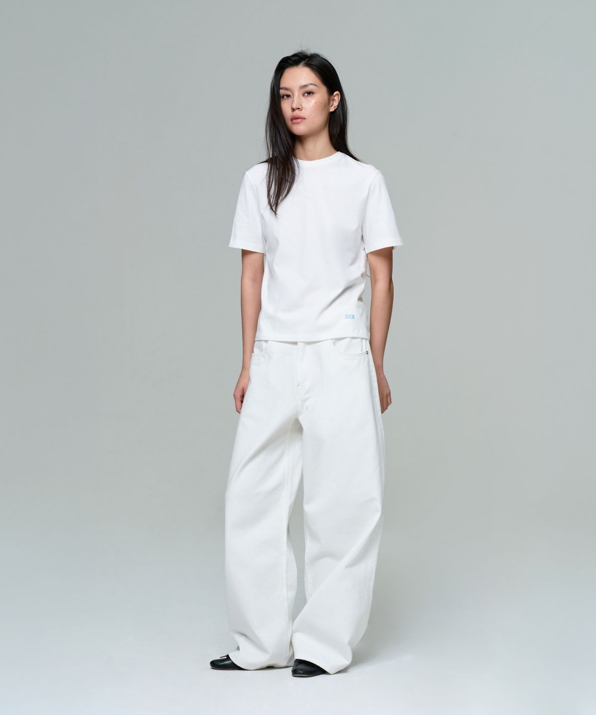 이알에이(ERA) WOMEN ERA ESSENTIAL T - WHITE