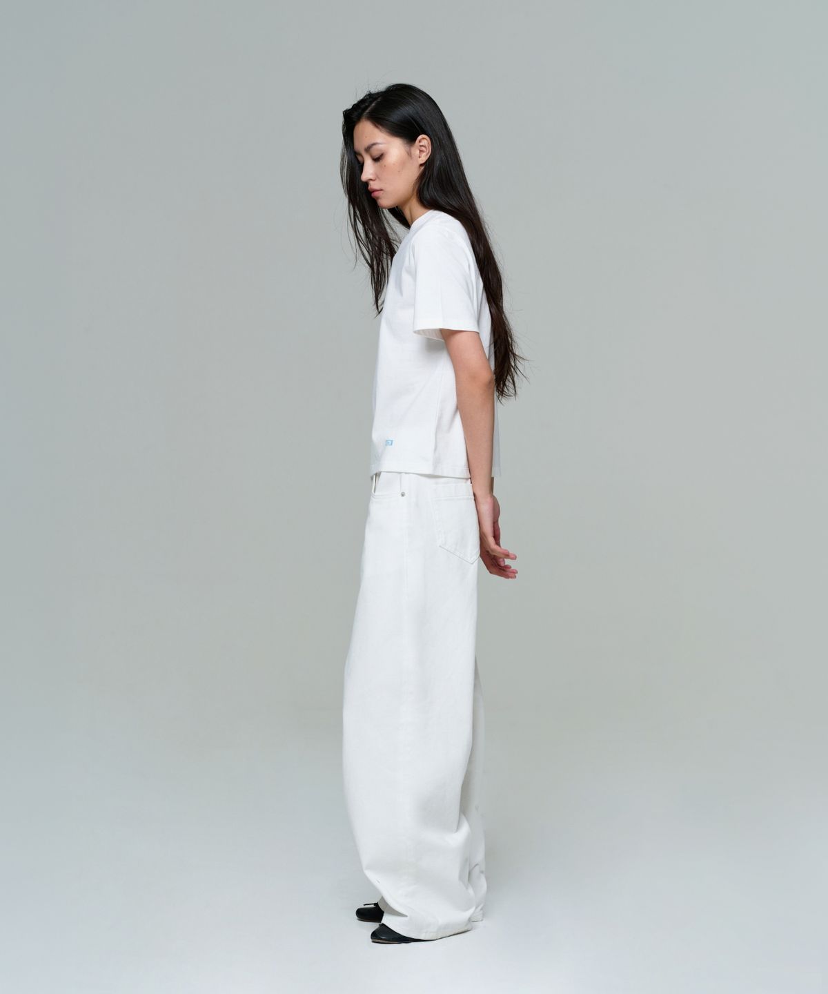 이알에이(ERA) WOMEN ERA ESSENTIAL T - WHITE