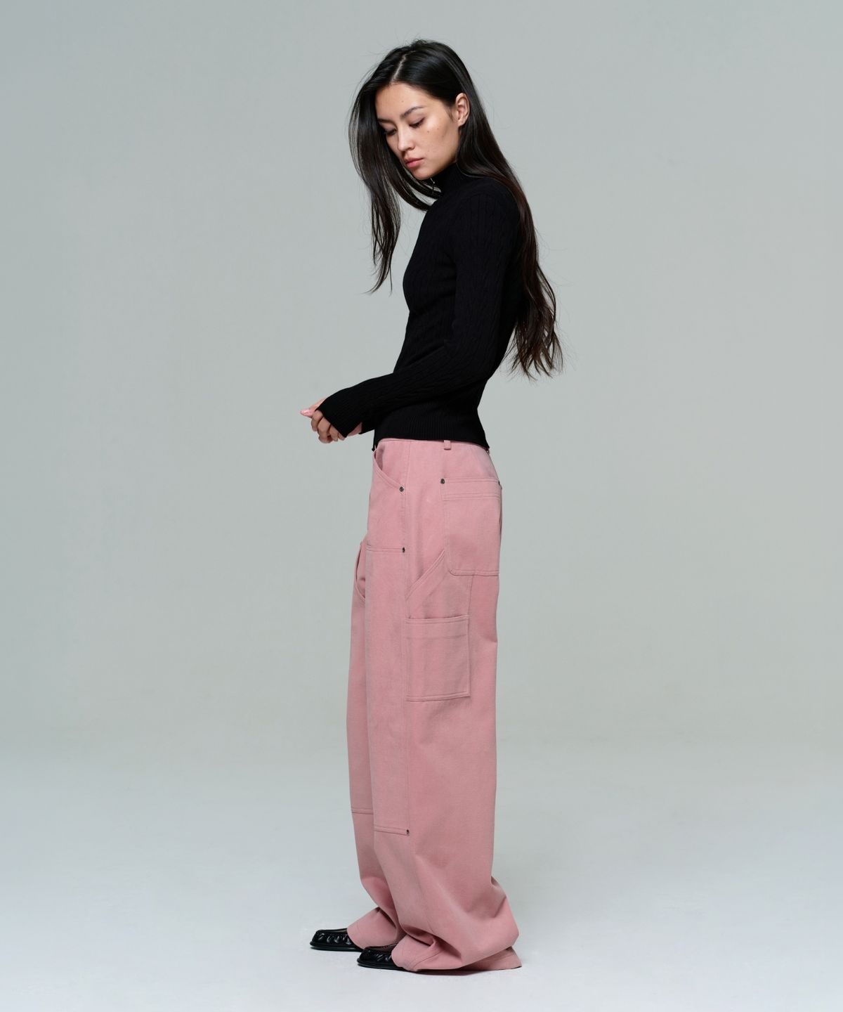 이알에이(ERA) WOMEN FITTED CABLE ZIP KNIT -  BLACK