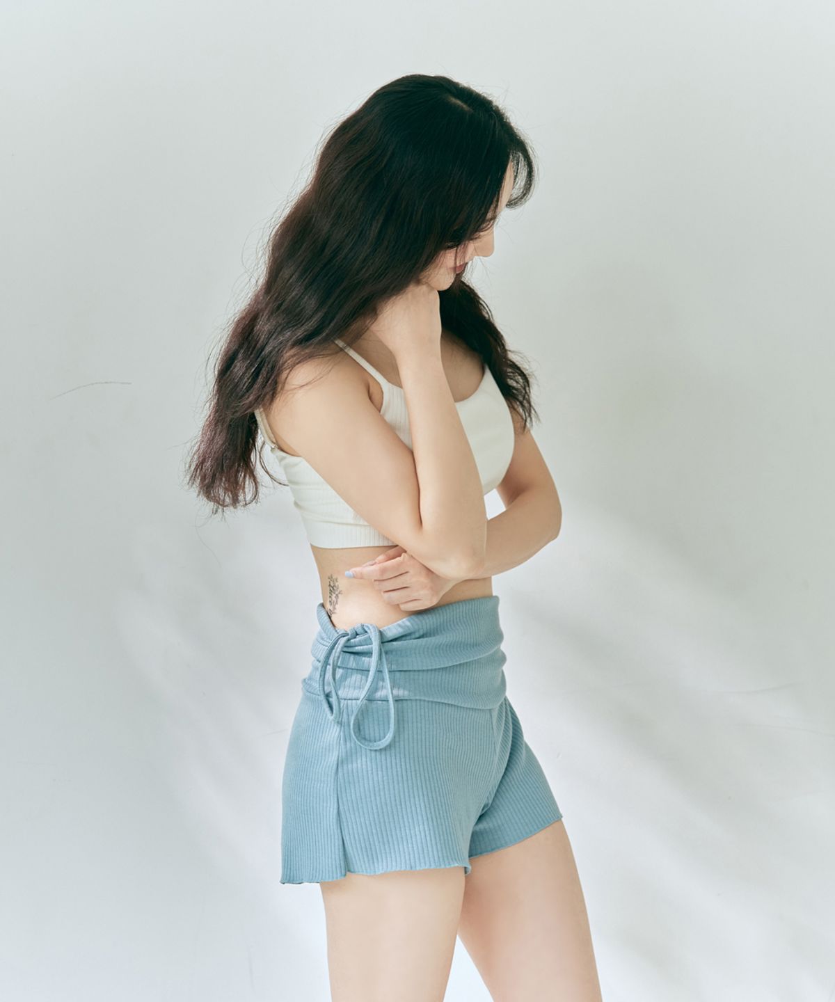 포리즈(PORRIZ) [TOP][데이지_바닐라화이트] 데일리 로우백 골지 브라탑
