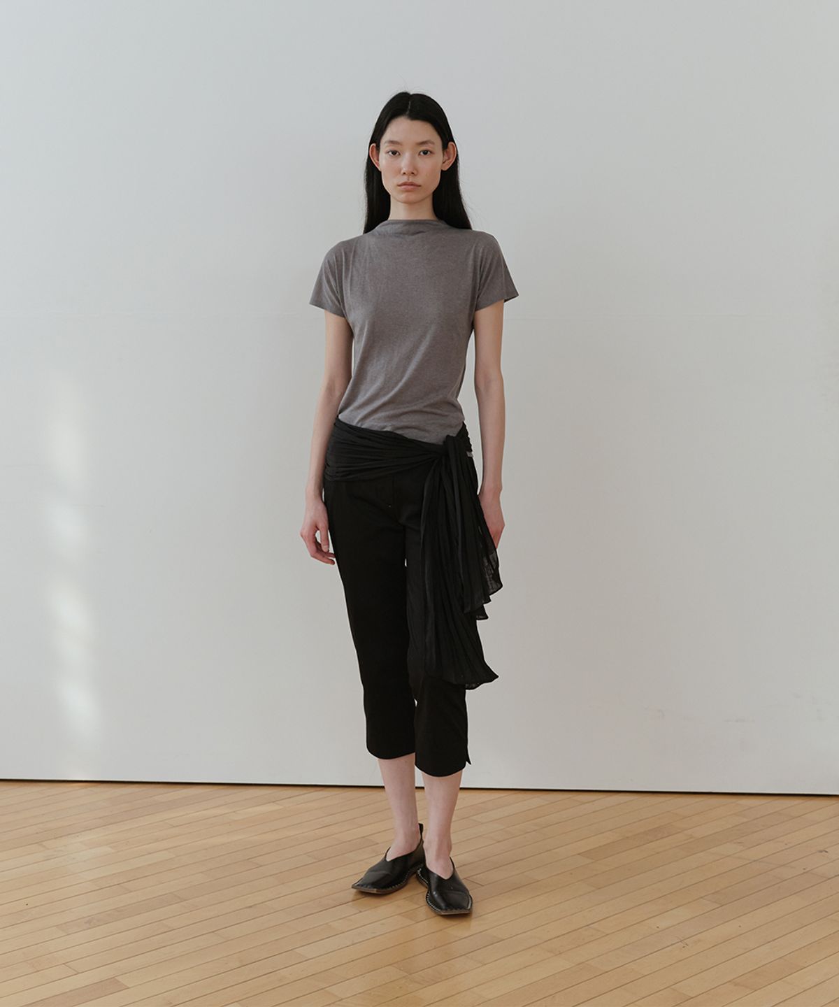 로우타이드(LOW TIDE) MOCK NECK TOP [MOCHA]