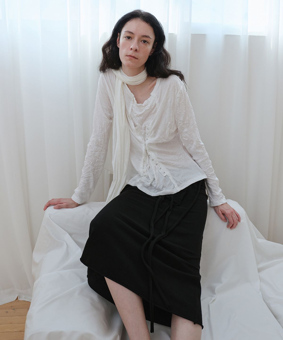 로우타이드(LOW TIDE) CREASE SNAP TOP [WHITE]