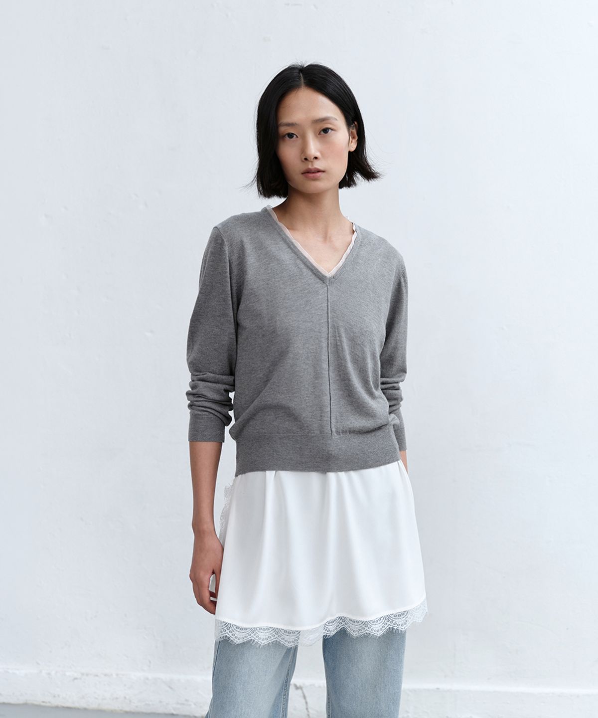 로우타이드(LOW TIDE) SHEER NECK LINE KNIT [GREY]