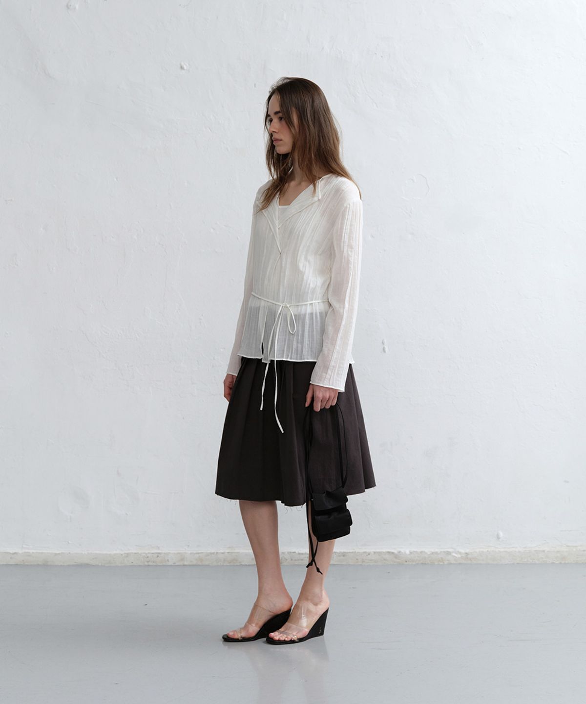 로우타이드(LOW TIDE) SHEER PLEATS CARDIGAN [WHITE]