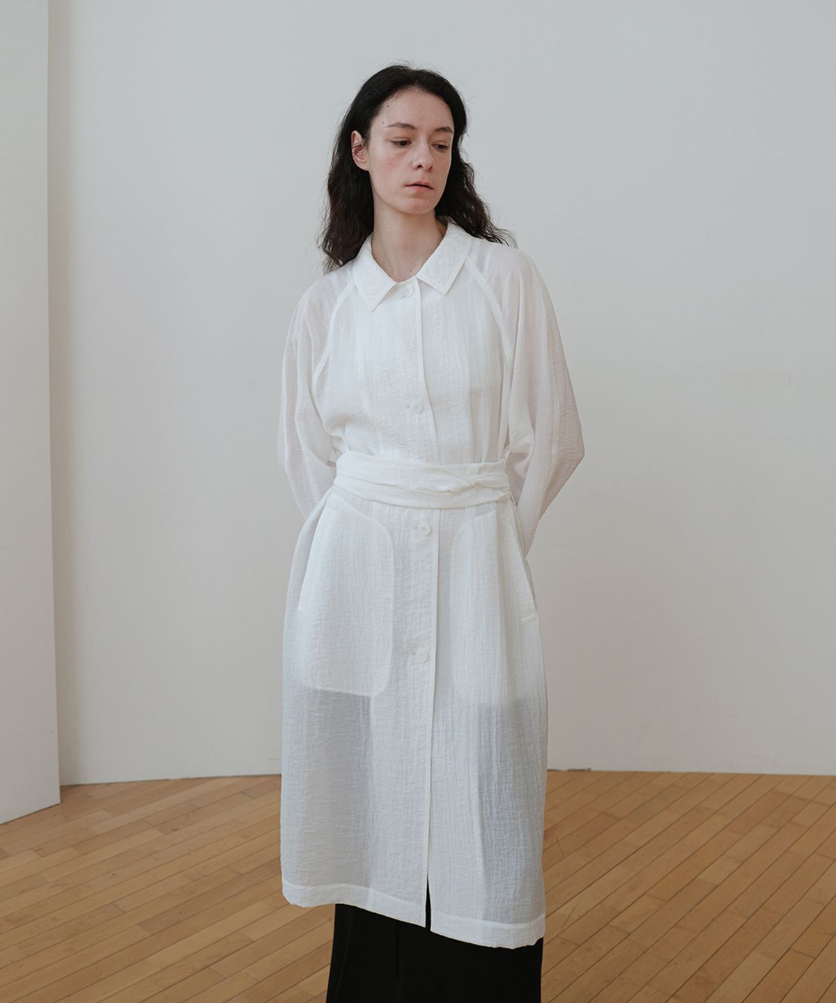 로우타이드(LOW TIDE) SHEER BELT TRENCH COAT [WHITE]