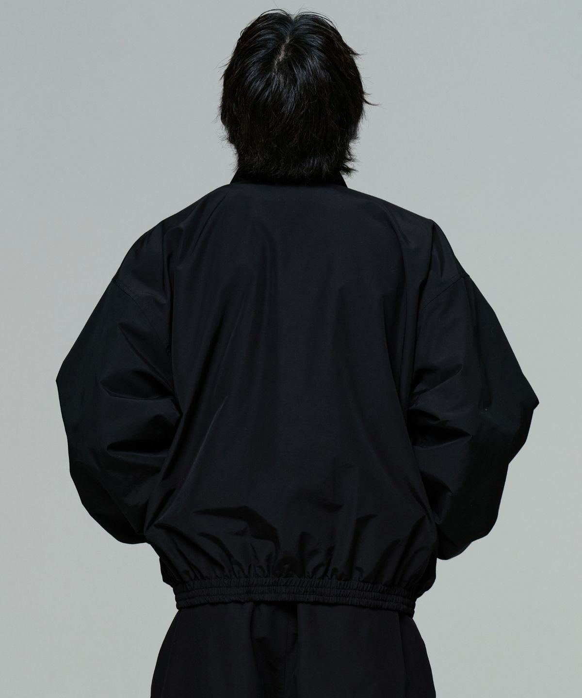 이알에이(ERA) MEN OVERSIZED TRACK ZIP JACKET - BLACK
