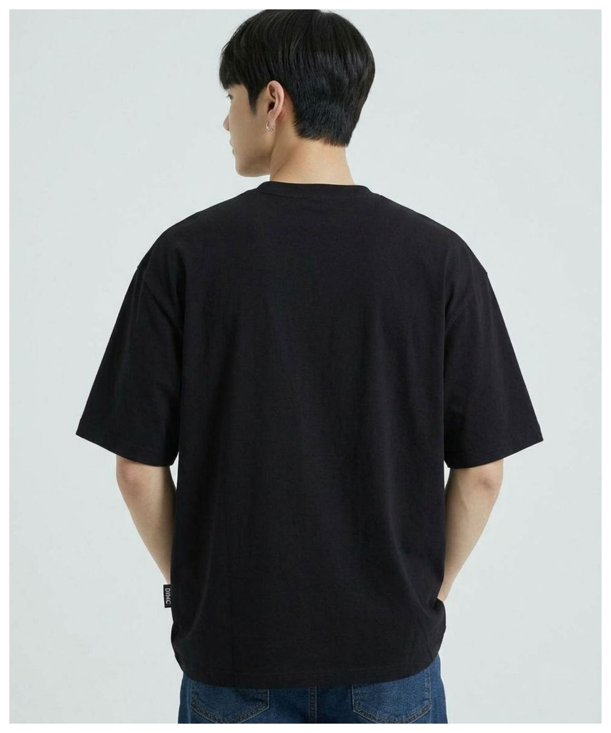 더블제이디(DOUBLE JD) 탱글 레터링 반팔 티셔츠