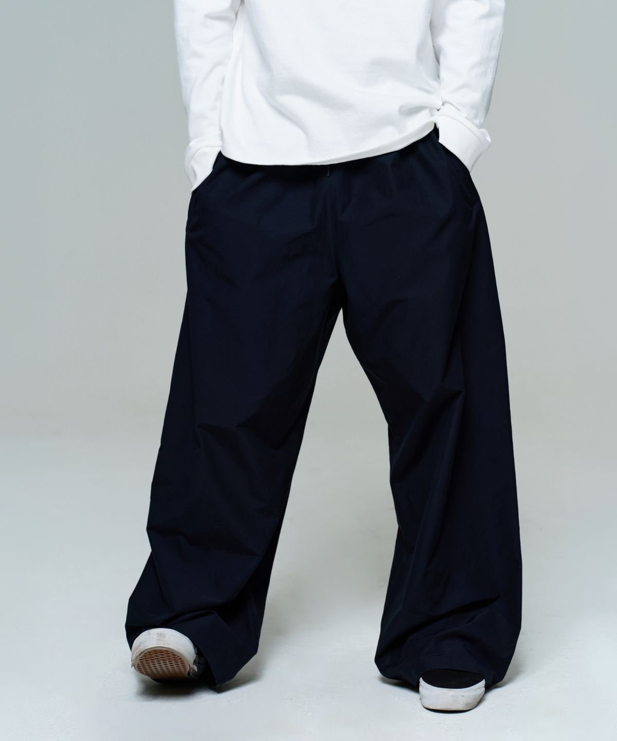 이알에이(ERA) MEN WIDE TRACK PANTS - DARK NAVY