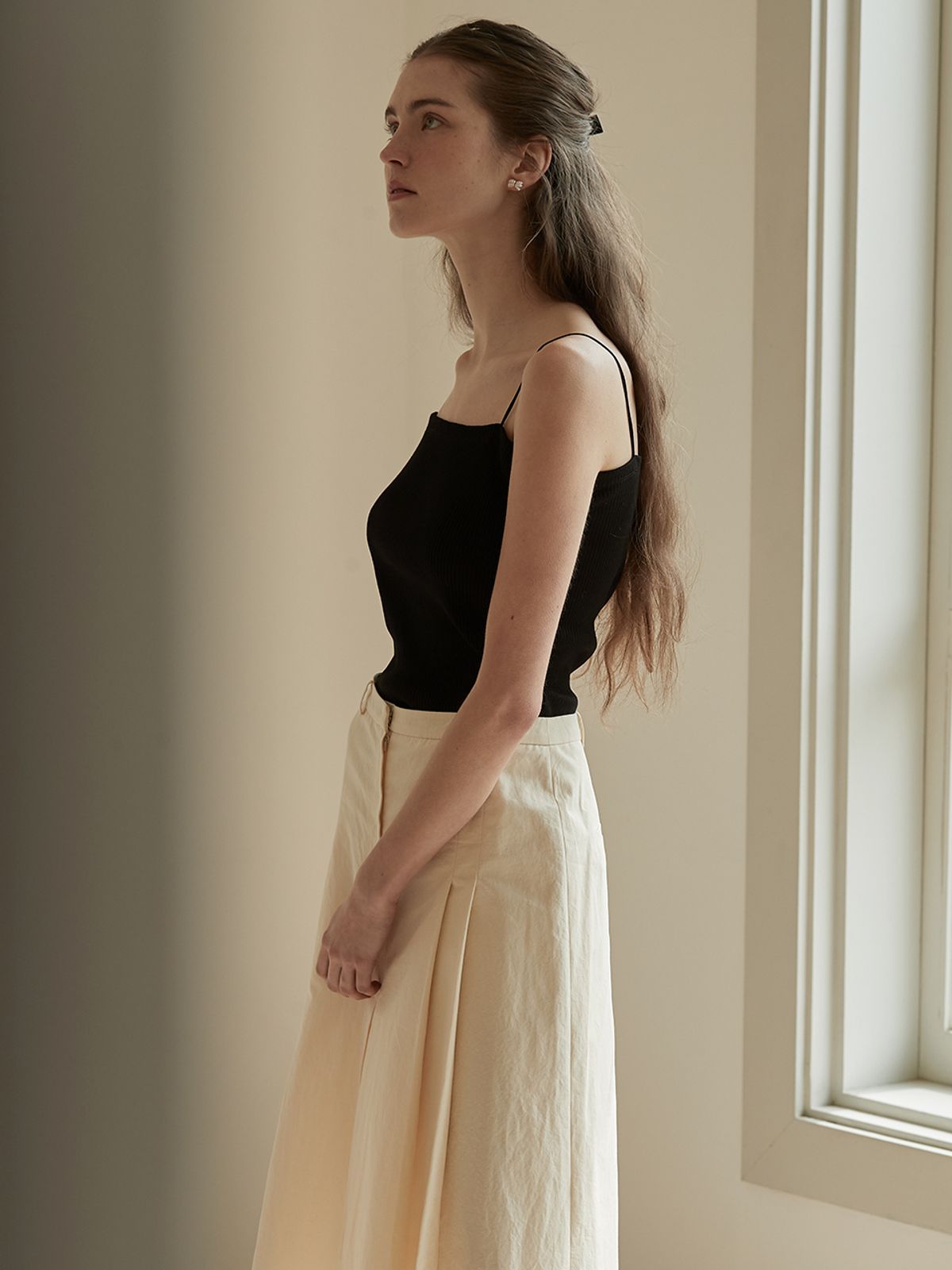 비뮤즈맨션(BEMUSE MANSION) Inner sleeveless top - Black