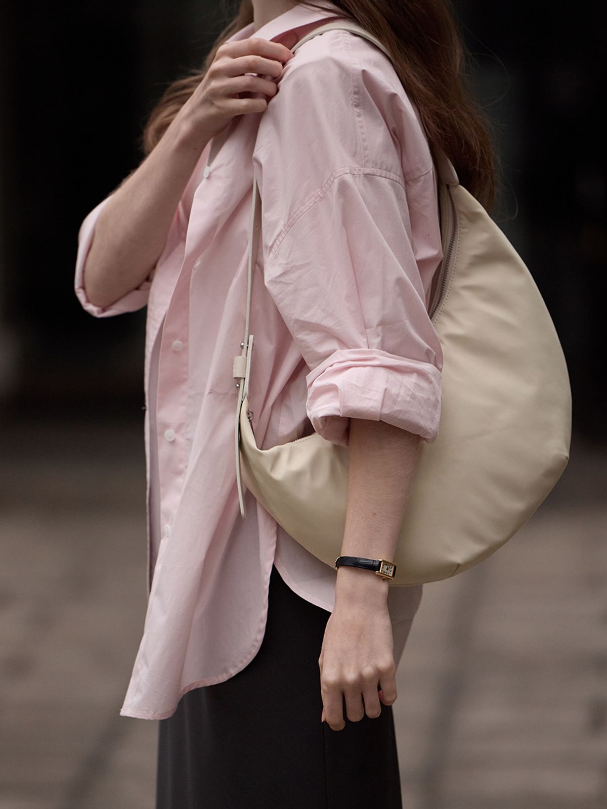 비뮤즈맨션(BEMUSE MANSION) Nylon hobo bag - 2colors