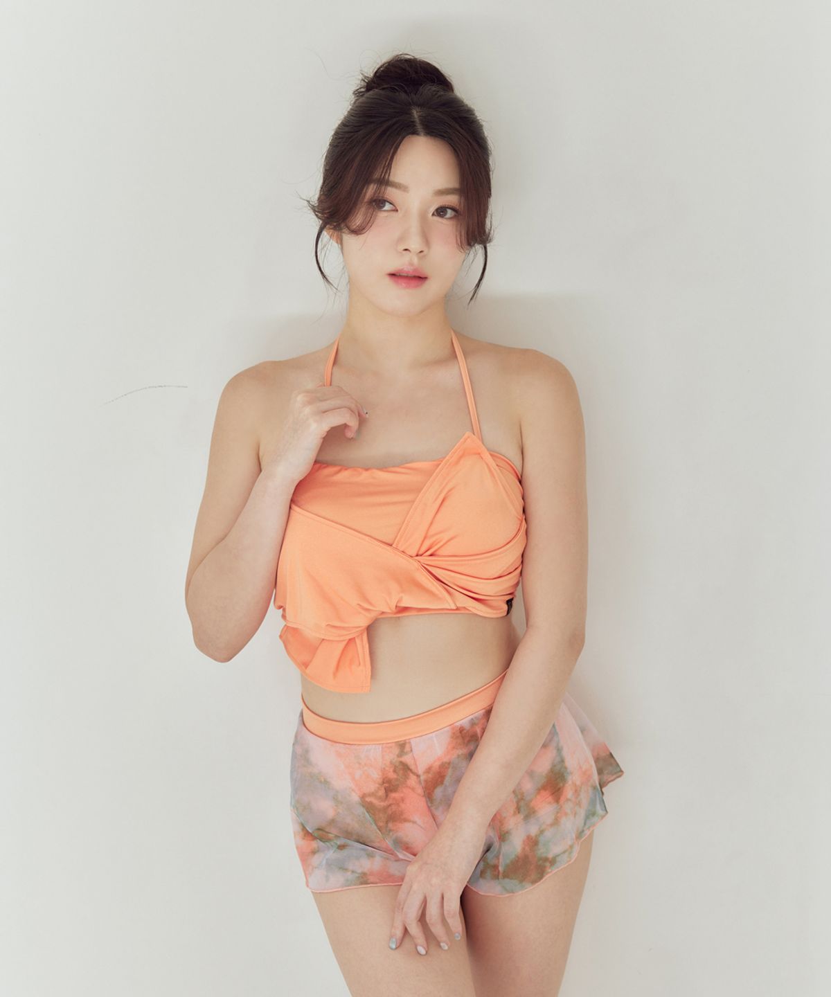 포리즈(PORRIZ) [TOP][루센트_코랄더스트] 투웨이 홀터 리본 랩 탑