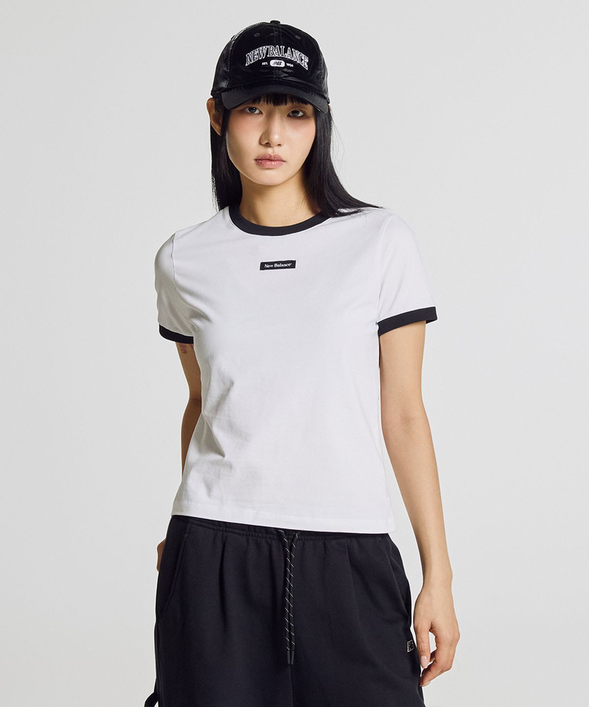 뉴발란스(NEW BALANCE) NBNEG2W462 / WOMEN 링거 반팔티 (WHITE)