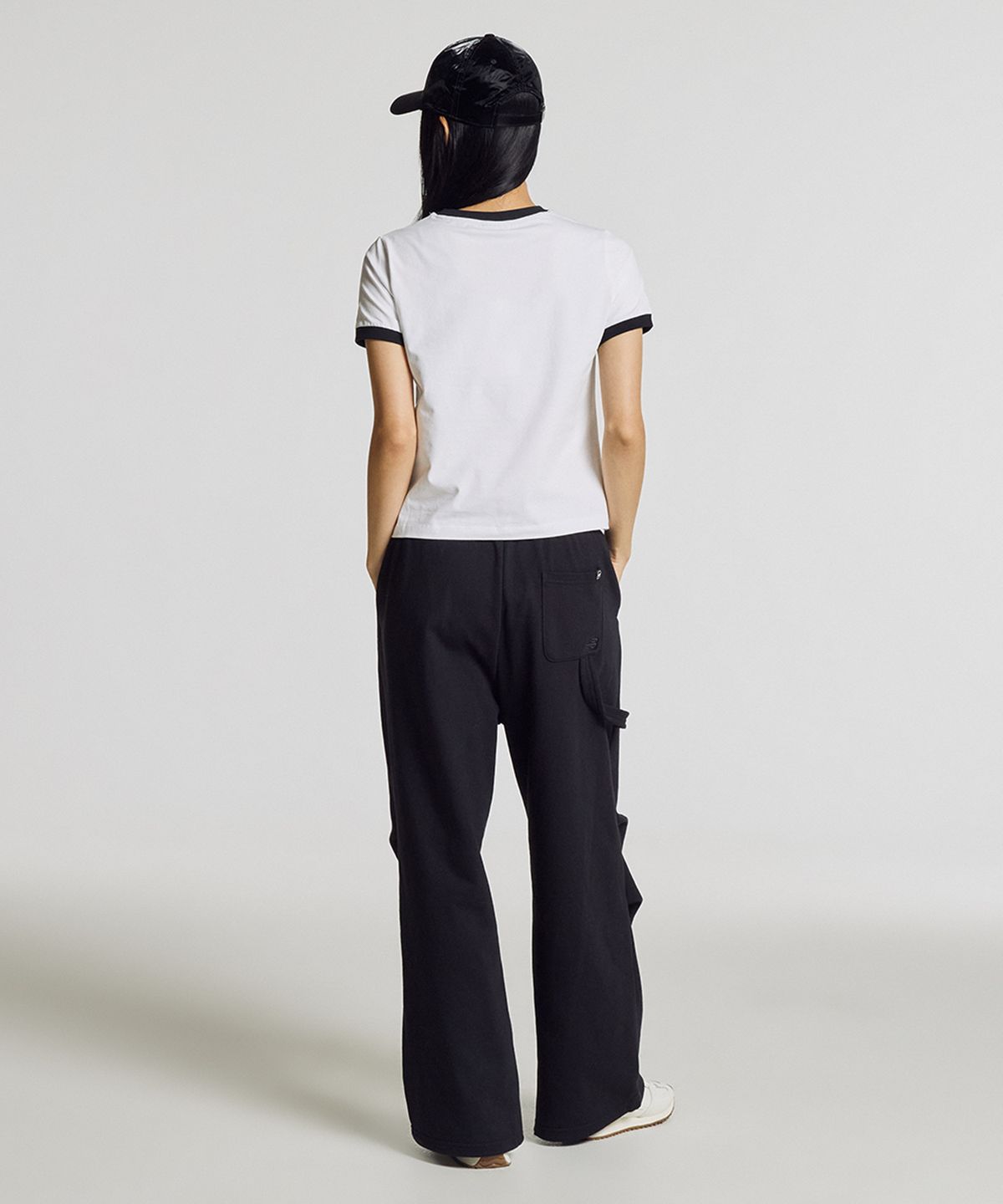 뉴발란스(NEW BALANCE) NBNEG2W462 / WOMEN 링거 반팔티 (WHITE)