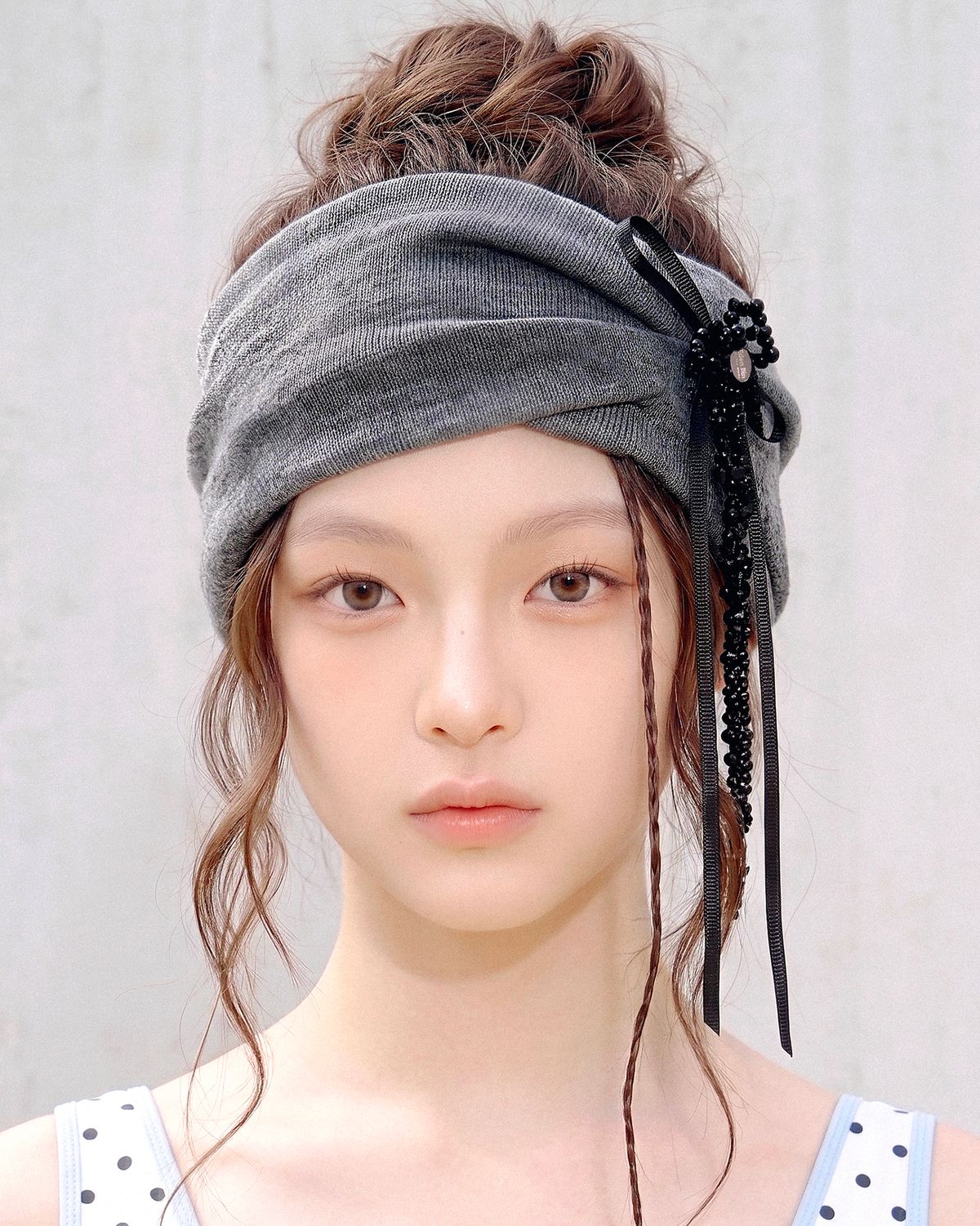 이든빈(Eden Bin) 블랙베리 리본 셔링 헤어밴드 다크 그레이