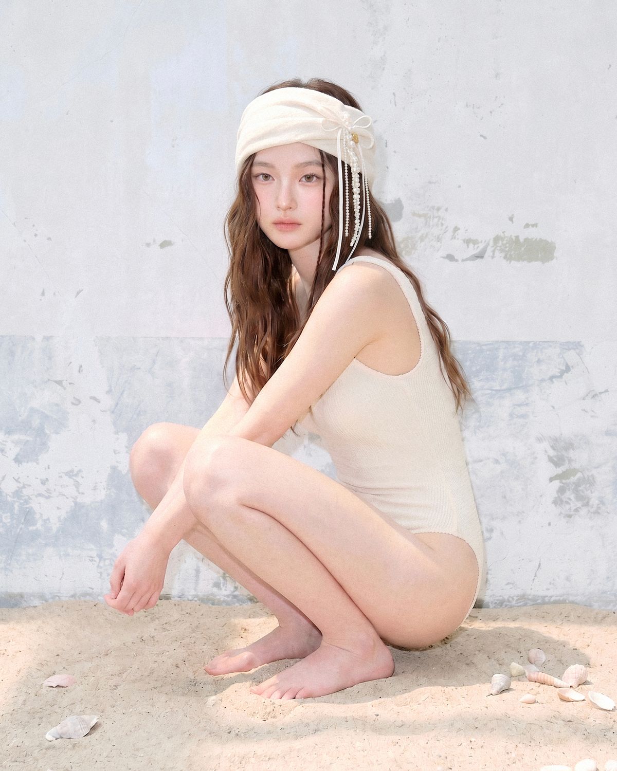 이든빈(Eden Bin) 화이트베리 진주 리본 셔링 헤어밴드 오트밀 아이보리