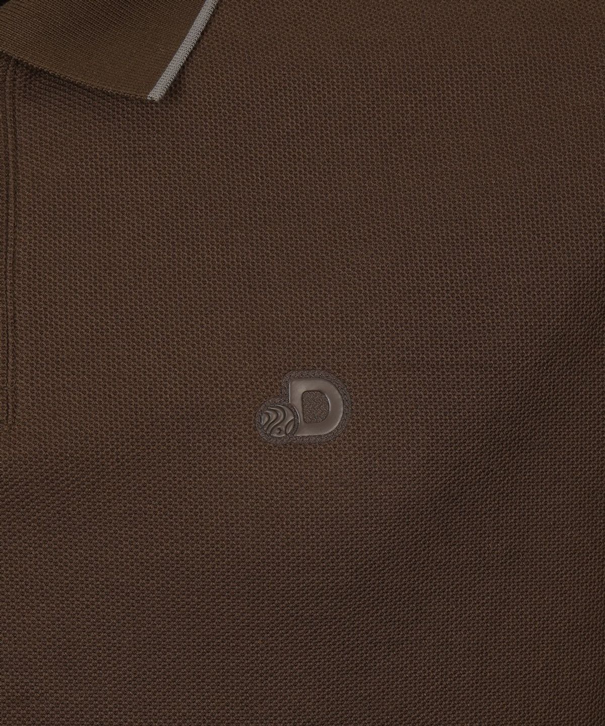 디스커버리 익스페디션(DISCOVERY EXPEDITION) 유니 심볼 세미오버핏 카라티 (Brown)
