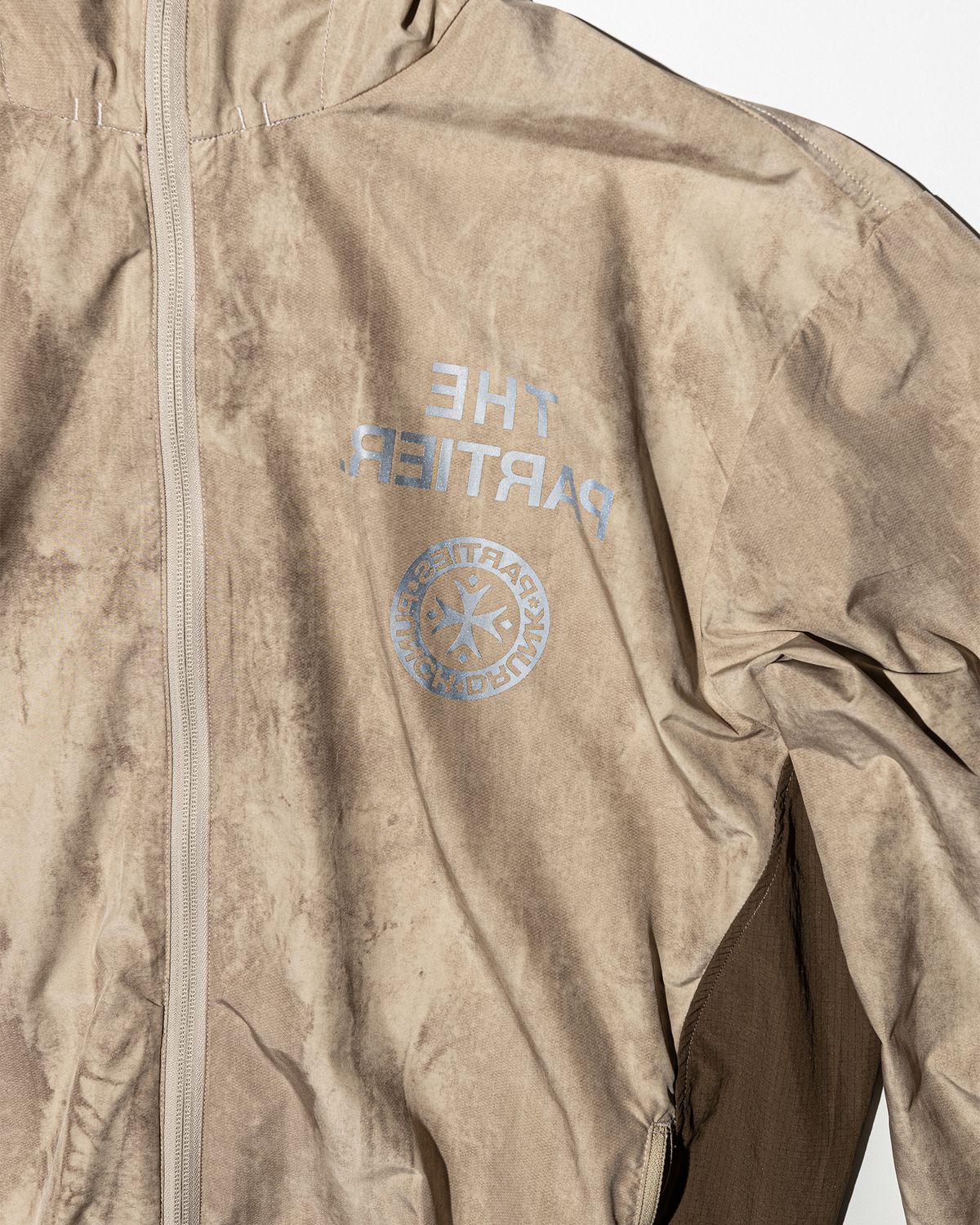 펀치드렁크파티즈(PUNCH DRUNK PARTIES) THE PARTIER Wind Jacket (DESERT)