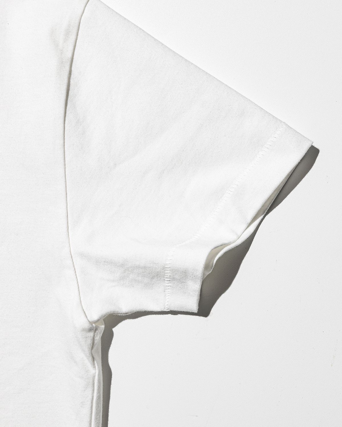 펀치드렁크파티즈(PUNCH DRUNK PARTIES) THE PARTIER Crop Tee (WHITE)
