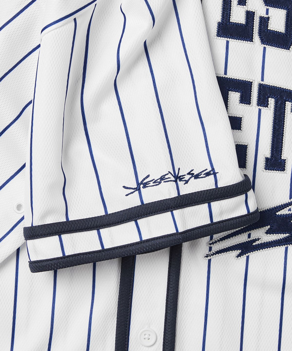 예스아이씨(YESEYESEE) Y.E.S College Baseball Jersey White