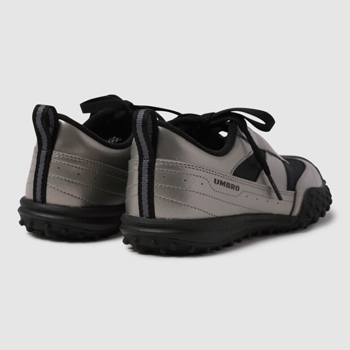 엄브로(UMBRO) MAEVE PLUS (메이브 플러스) 블랙 UR122ESA31
