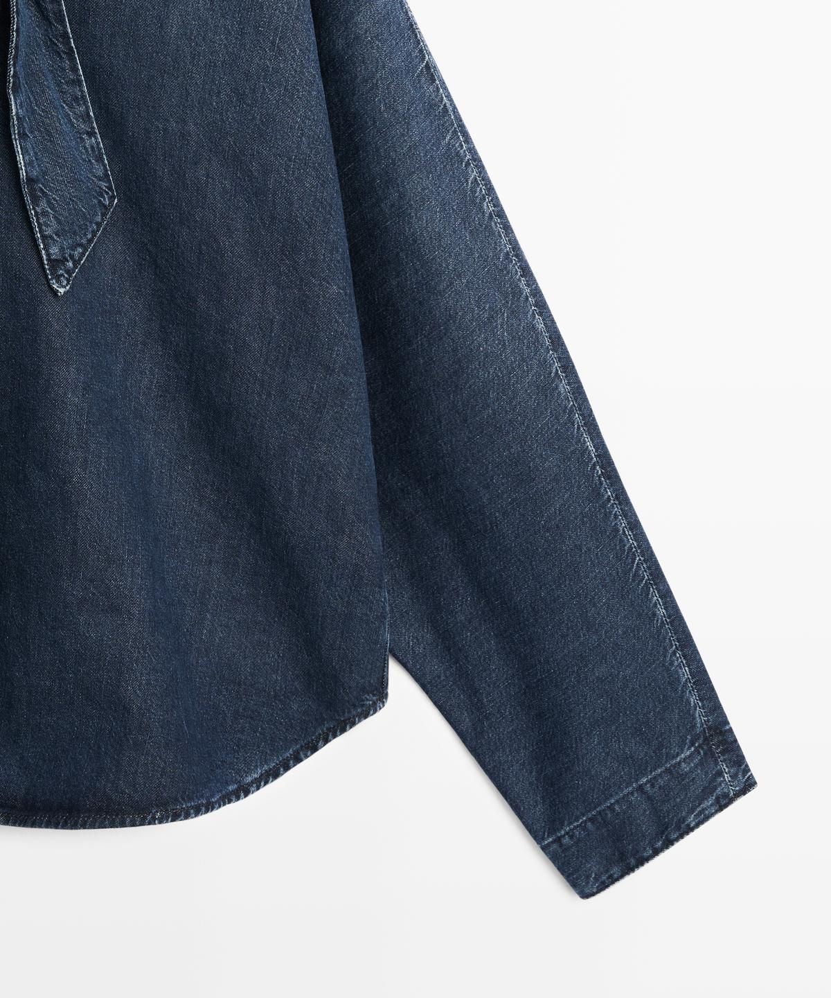 마시모두띠(MASSIMO DUTTI) 넥 디테일 데님 셔츠