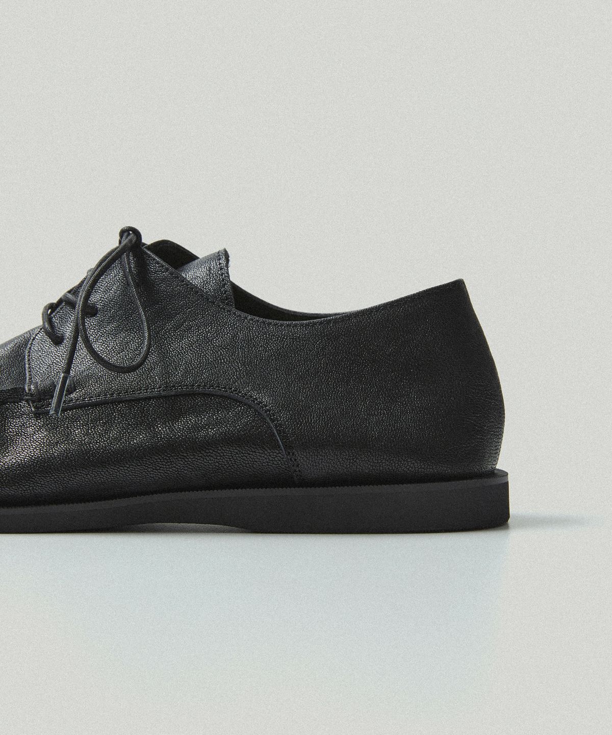 모노리스(MONOLESS) BILBAO (BLACK)