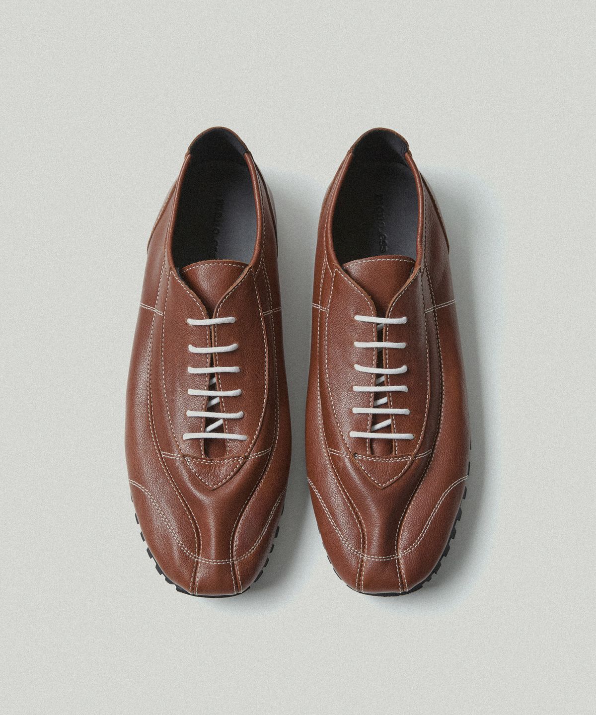 모노리스(MONOLESS) RUGBY SNEAKERS (BROWN)