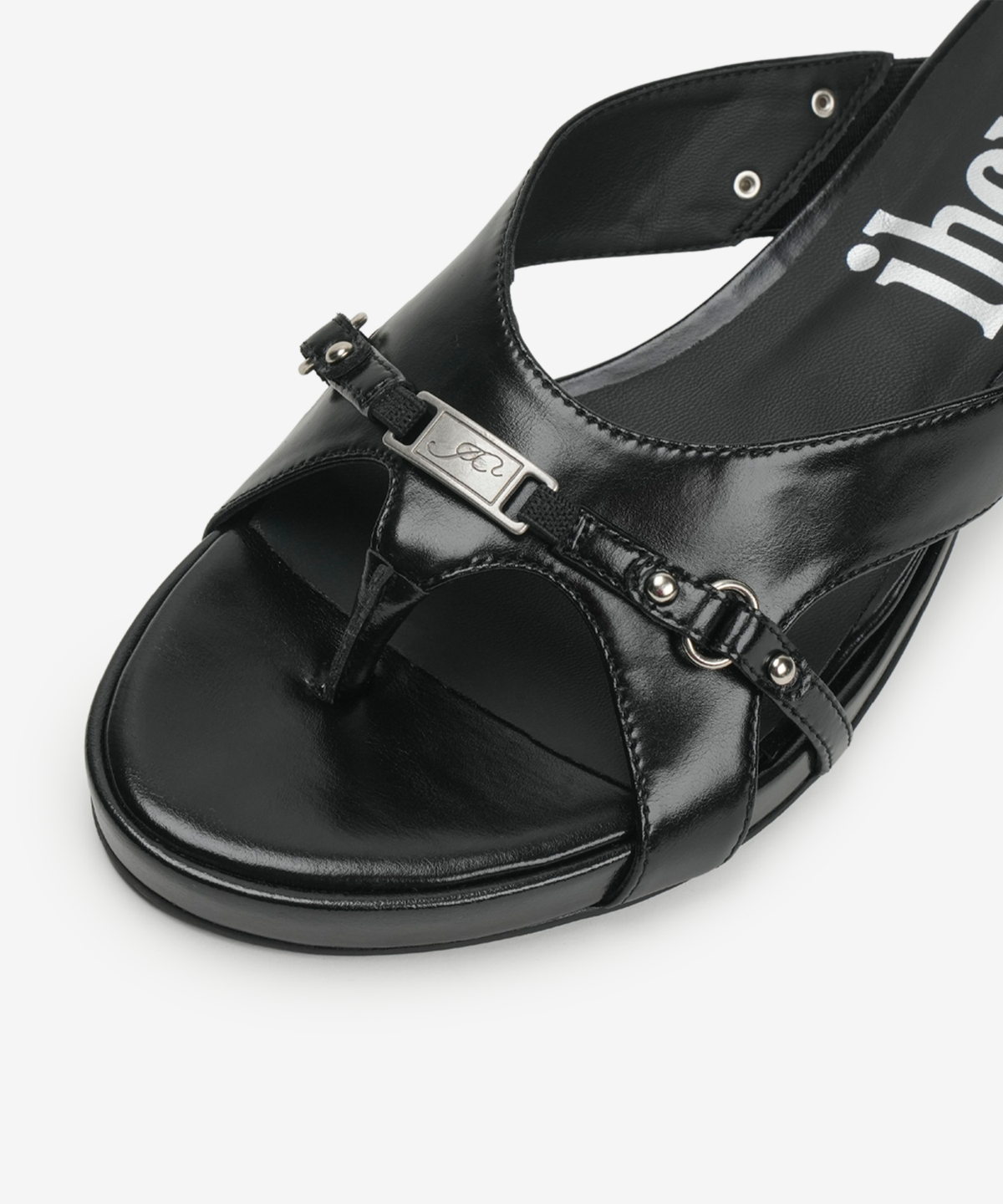 이크닉(IHCNIK) 207 iconic strap heels