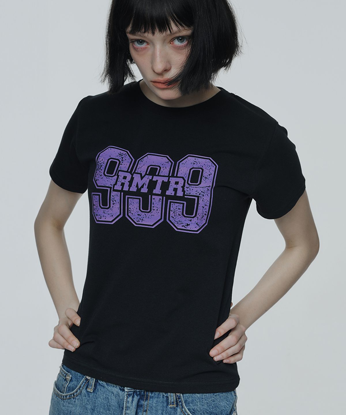 로맨티누어(ROMANTINUER) Vintage 999 T-Shirt (Black)