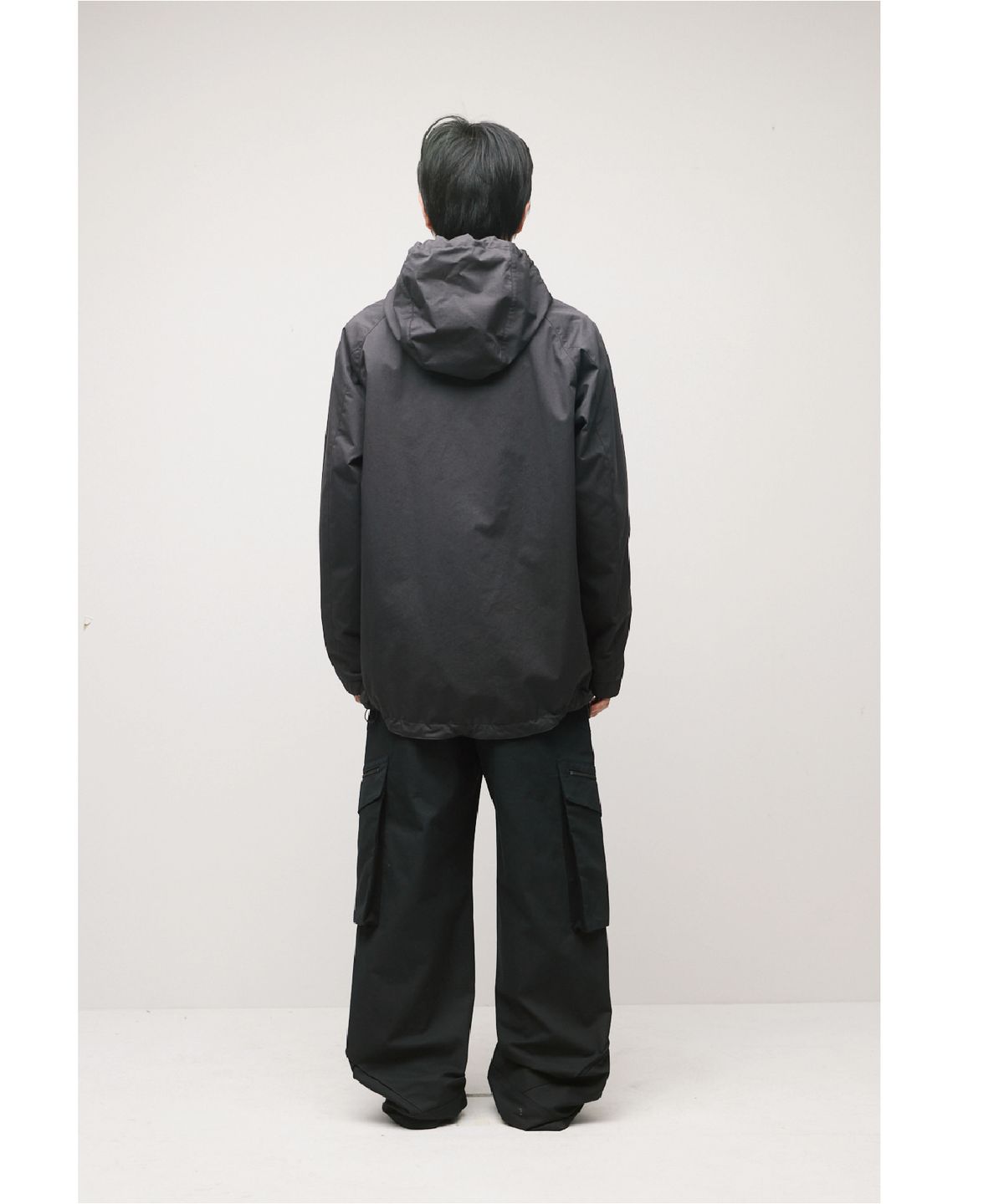 해칭룸(HATCHINGROOM) Shell Parka Charcoal