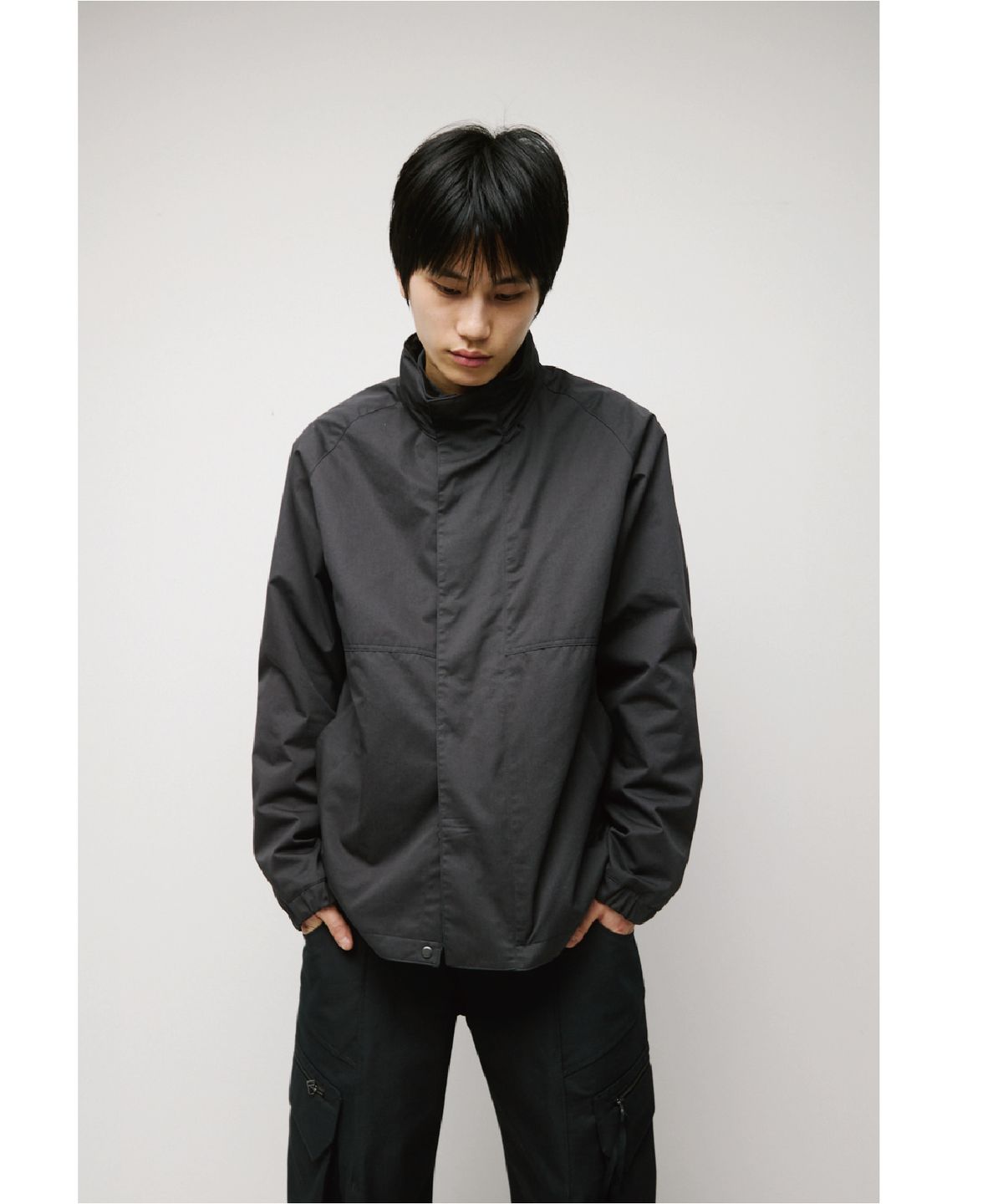 해칭룸(HATCHINGROOM) Shell Parka Charcoal