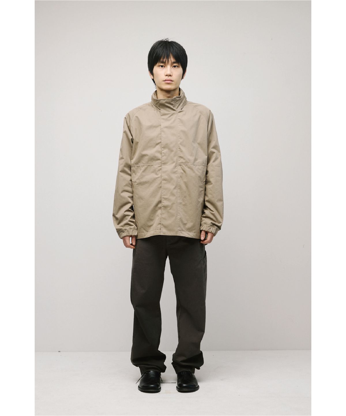 해칭룸(HATCHINGROOM) Shell Parka Dark Beige