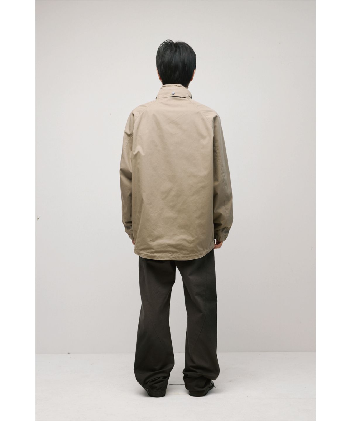 해칭룸(HATCHINGROOM) Shell Parka Dark Beige